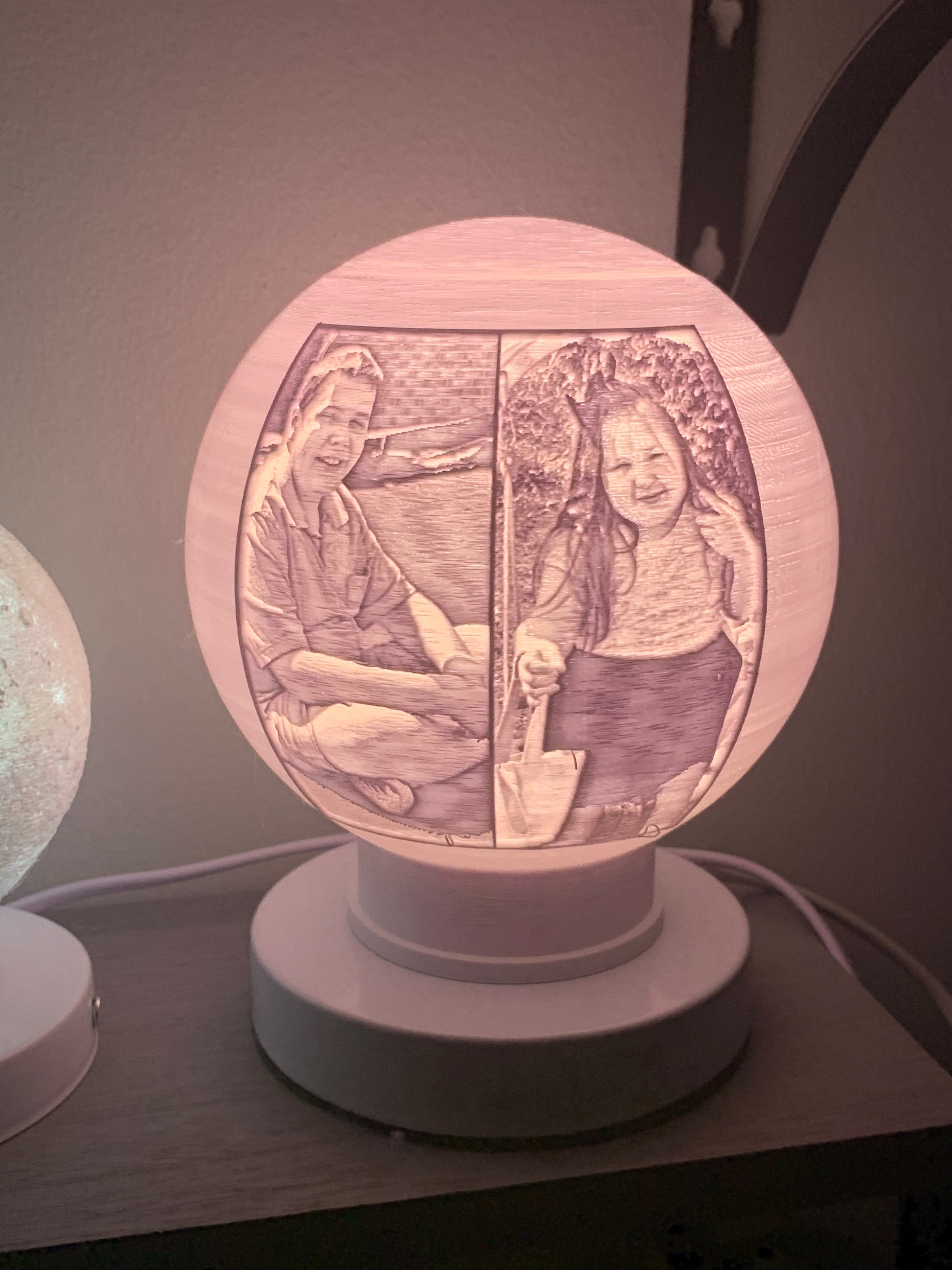 3D Printed Lithographic Moon Lamp